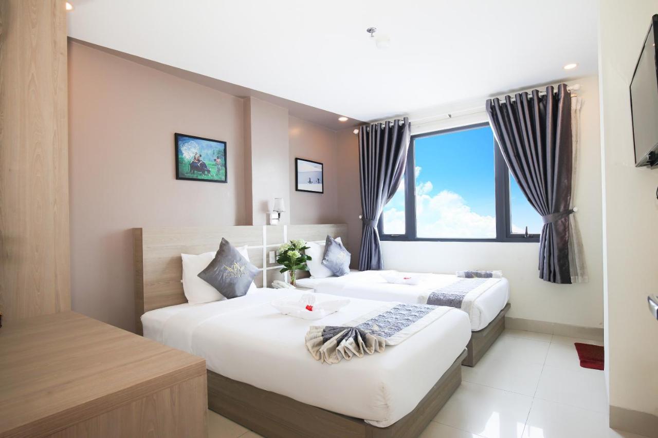 Thanh Nhan Hotel Danang Exterior photo